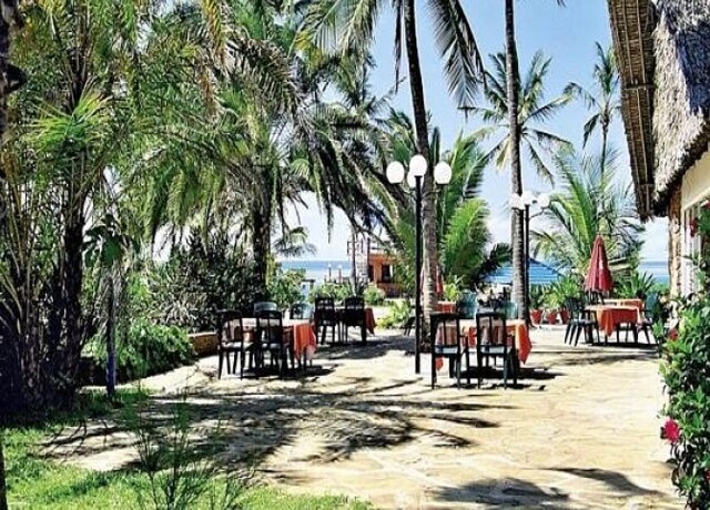 Bahari Beach Hotel 4*, Nyali Beach 11