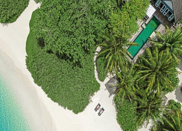 Four Seasons Resort Maldives at Landaa Giraavaru 5*, Baa Atoll 3